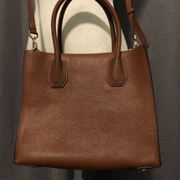 Michael Kors Handbag - Picture 4 of 8